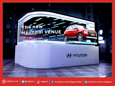 Hyundai unveils Anamorphic 3D outdoor activation in the new Hyundai Venue