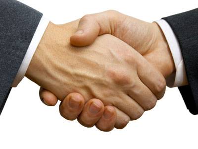 CarDekho.com Joins hands with Ratan Tata