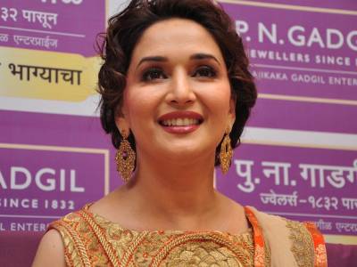 Madhuri Dixit Nene sparkled the PN Gadgil Jewellers store with her presence