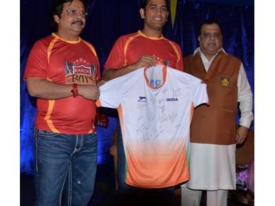 HIL Ranchi team finds owners in MS Dhoni & Sahara India