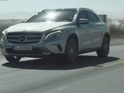 Merc's GLE Coupe unveils in the latest installment of the Jurassic series!